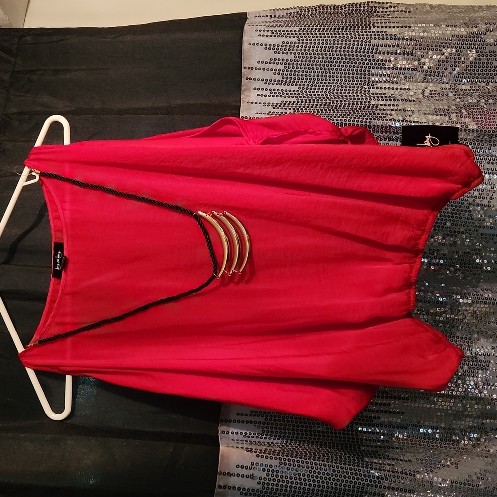 ⭐️NWT BY & BY BLOUSE